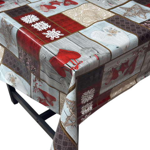 Winter Heart Patchwork Christmas vinyl tablecloth – festive waterproof PVC table cover with wipe-clean surface and winter holiday design