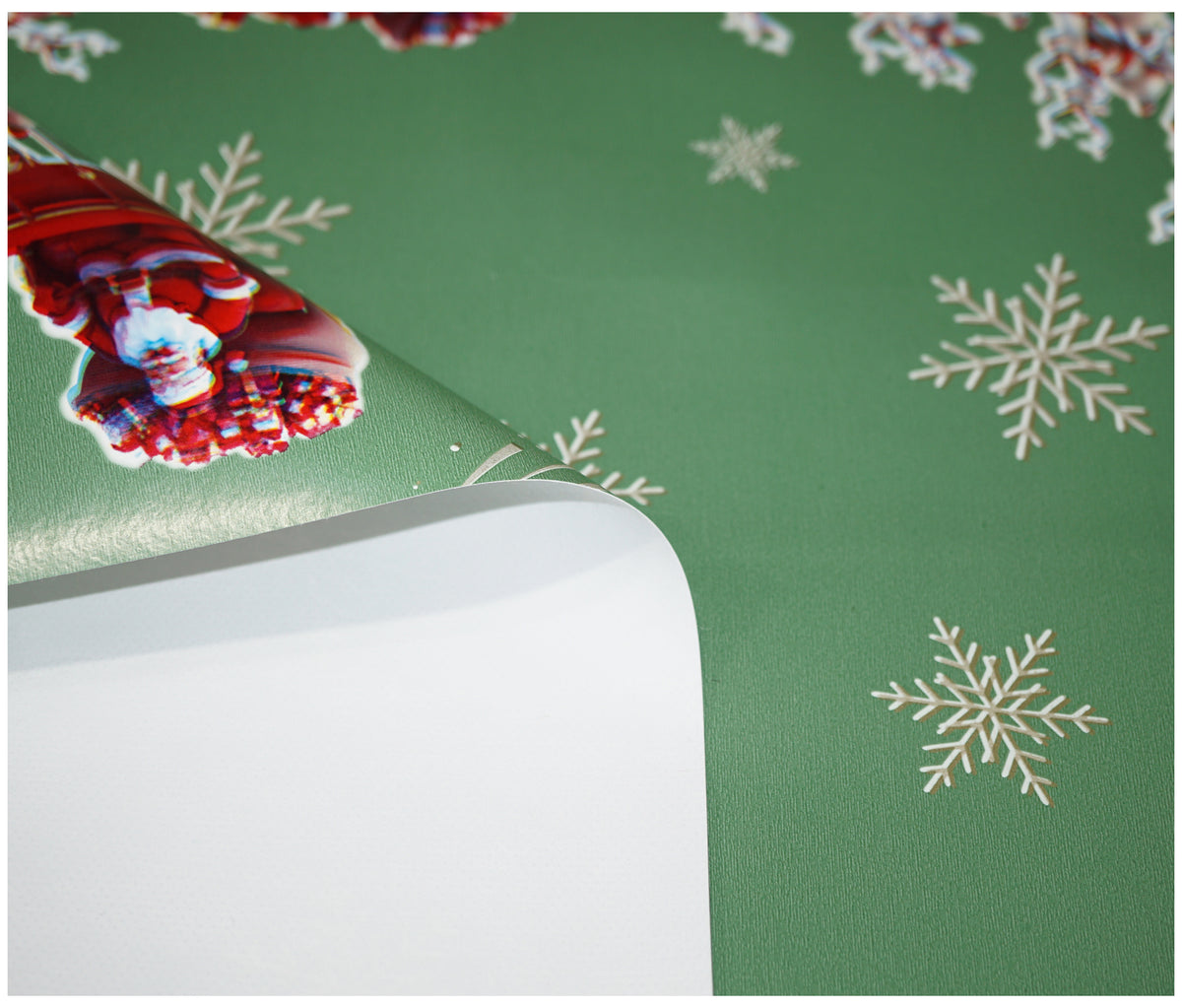 Green Cottage Christmas Tablecloth - The Fabric Trade